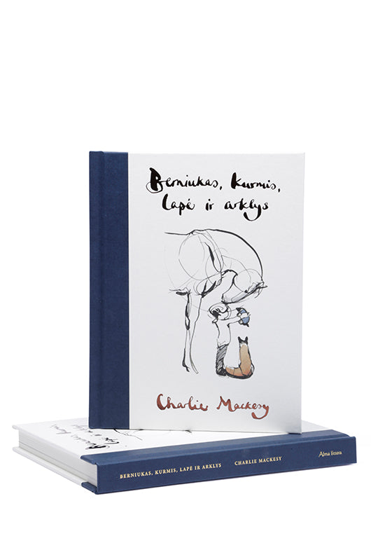 Berniukas, kurmis, lapė ir arklys