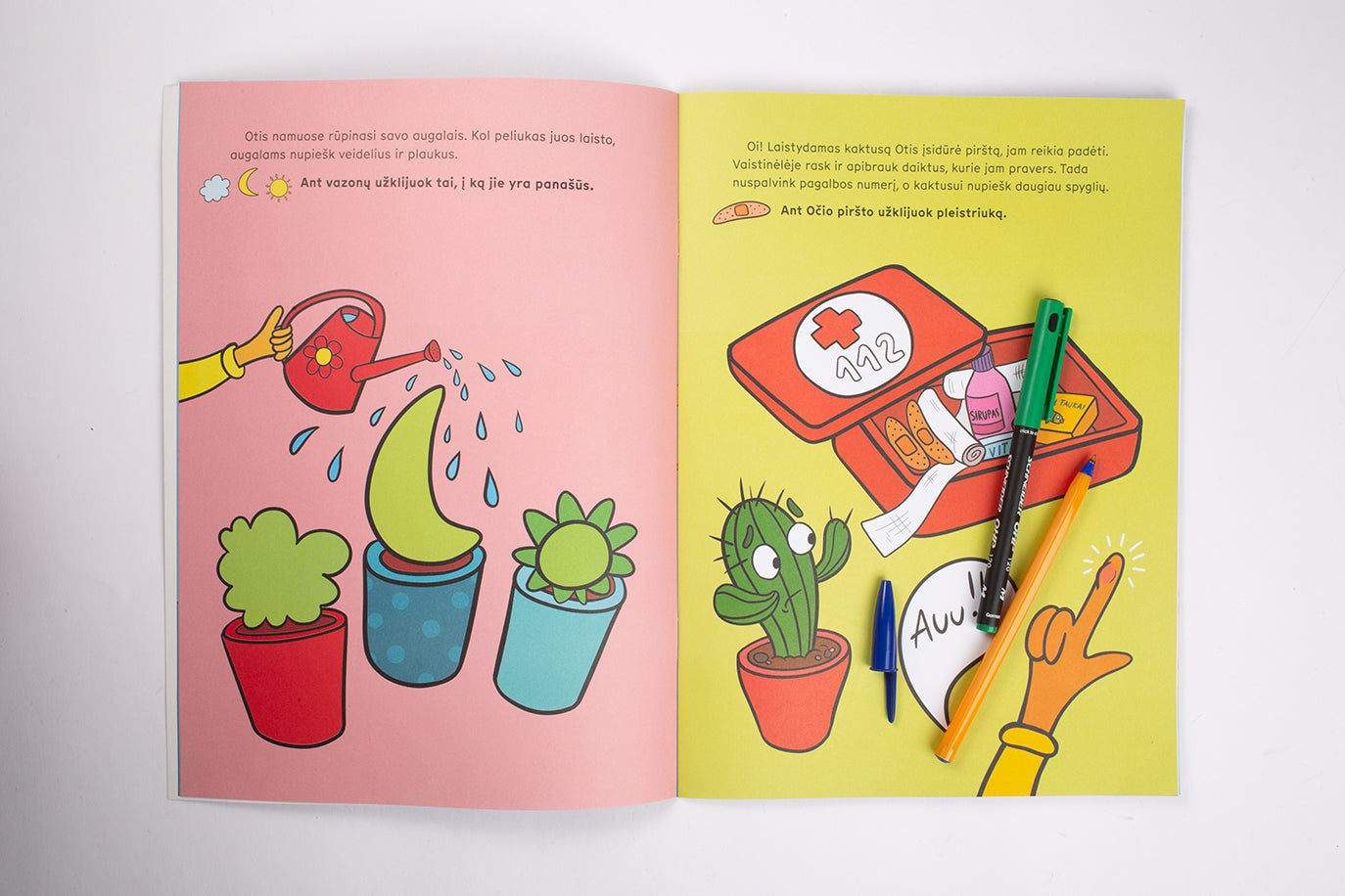 Otis ir diena namuose. Užduotys su lipdukais 2-4 m. vaikams