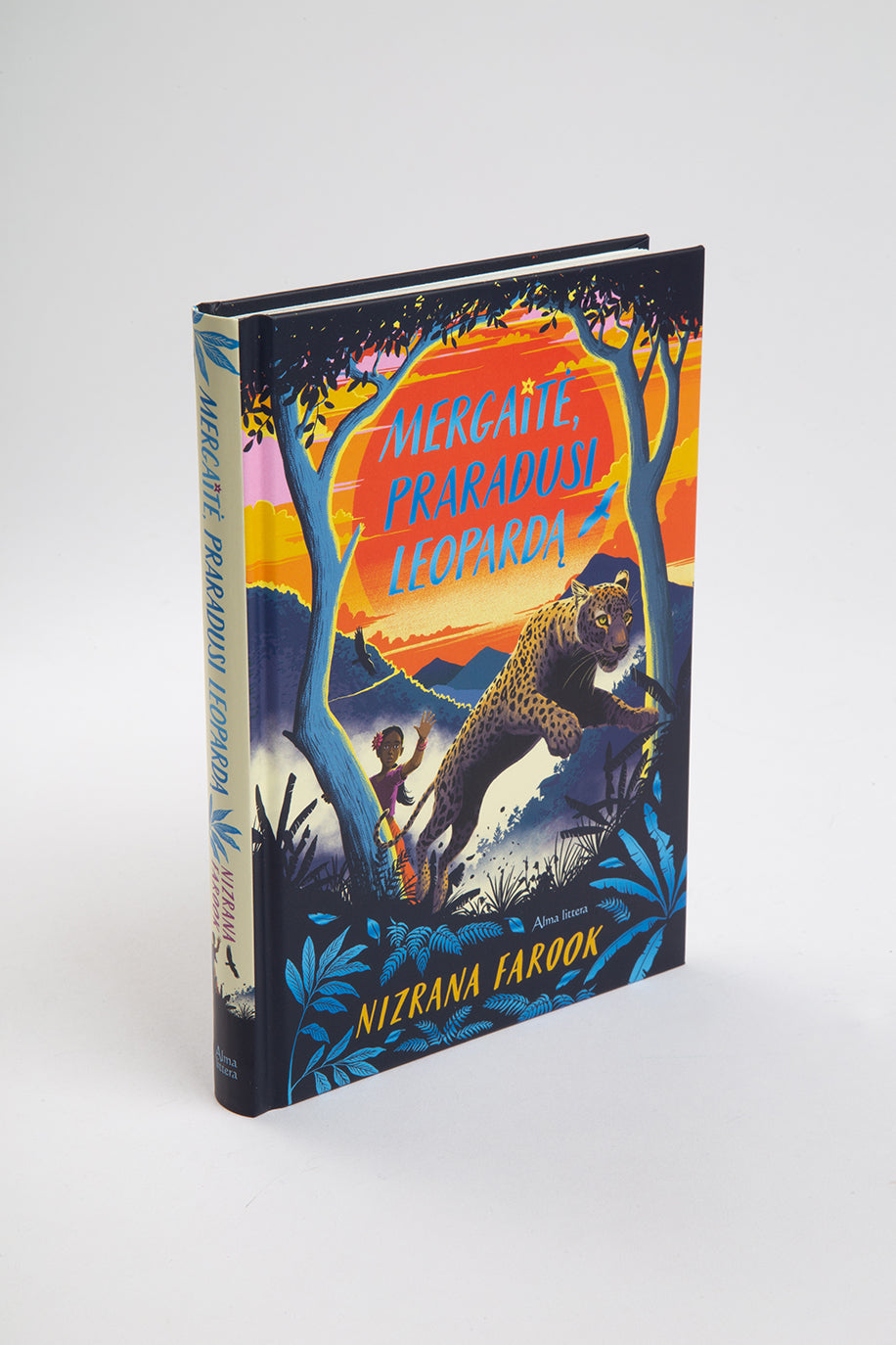 Mergaitė, praradusi leopardą