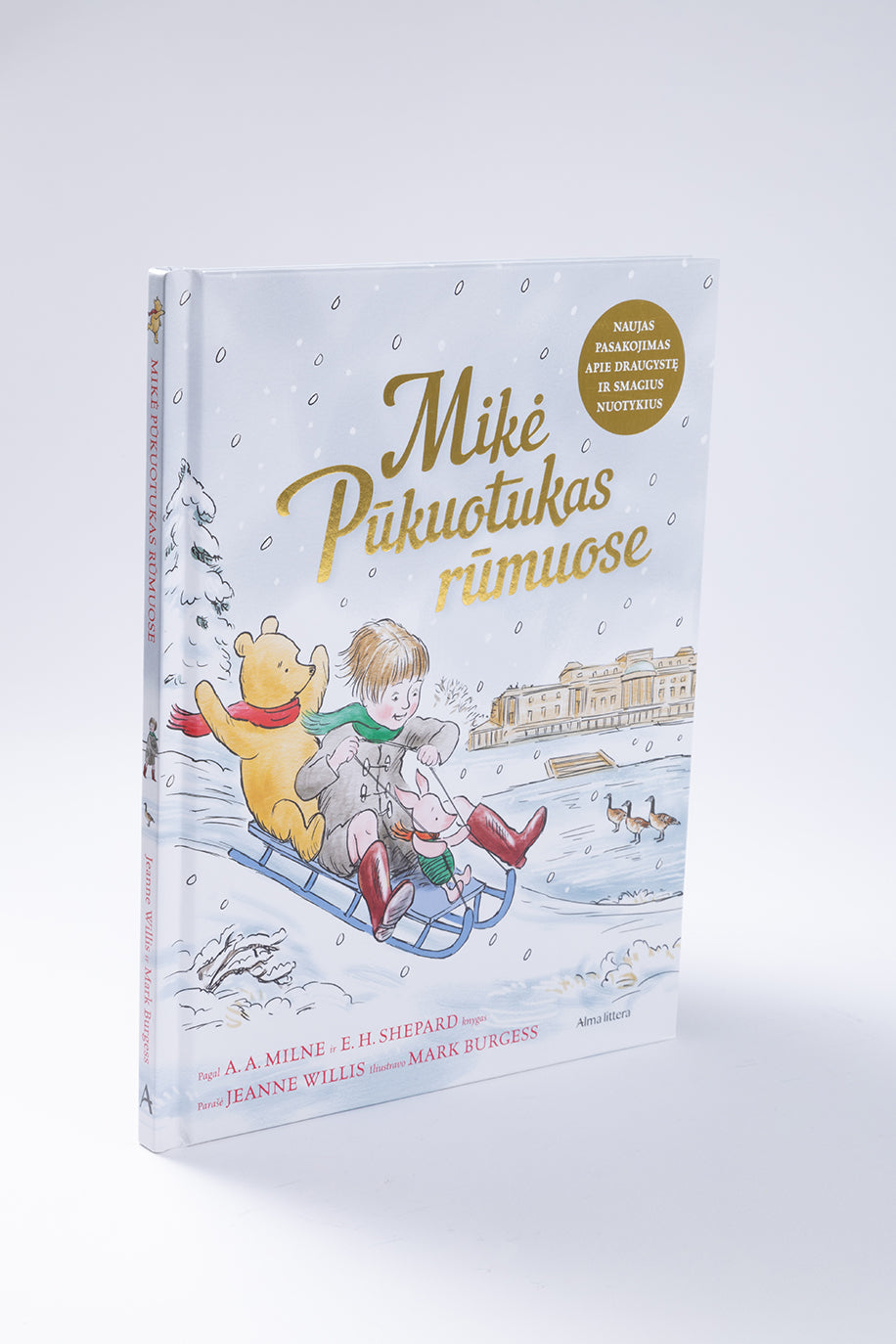 Mikė Pūkuotukas rūmuose