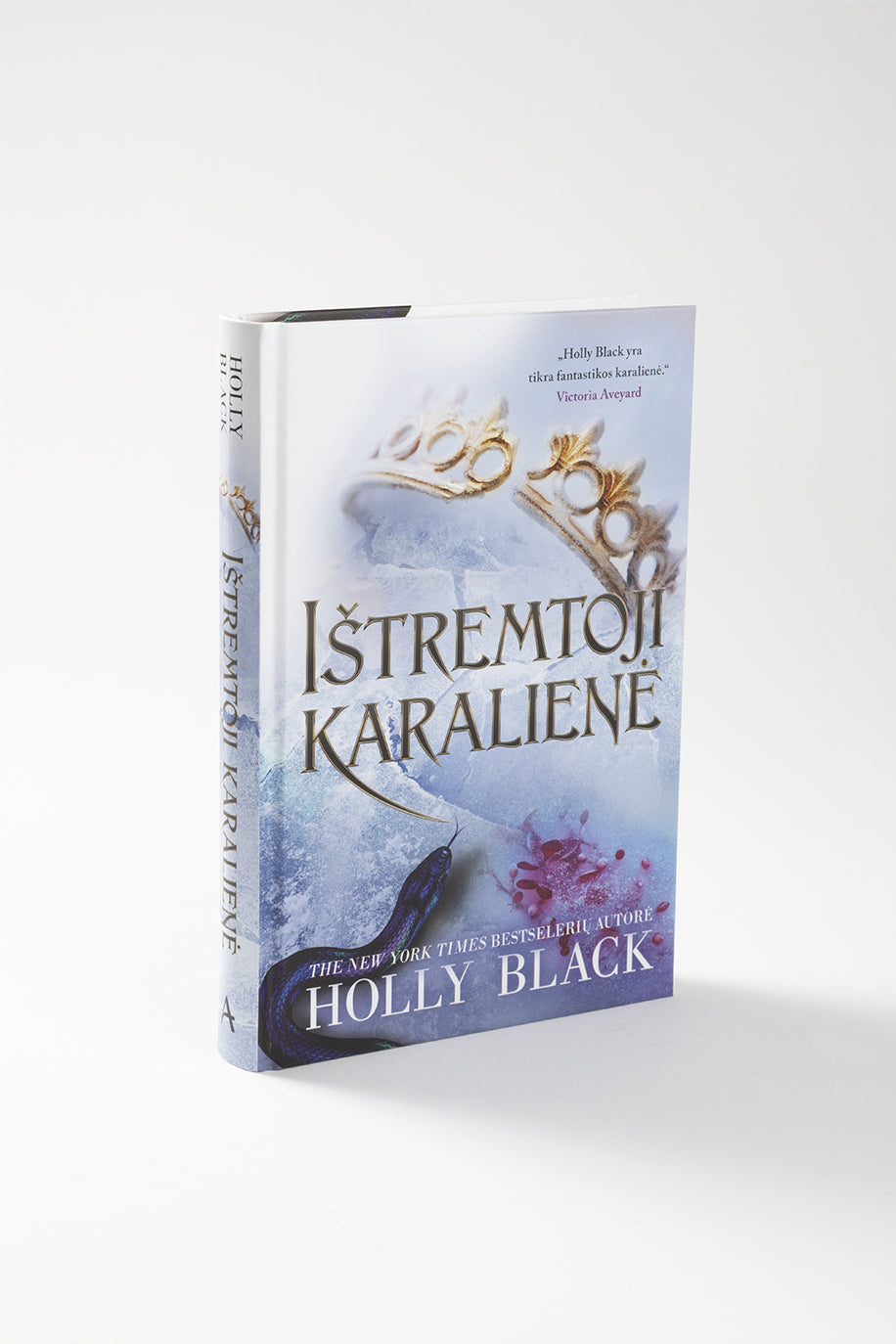 Ištremtoji karalienė. Serijos „Žiaurusis princas“ trečia knyga