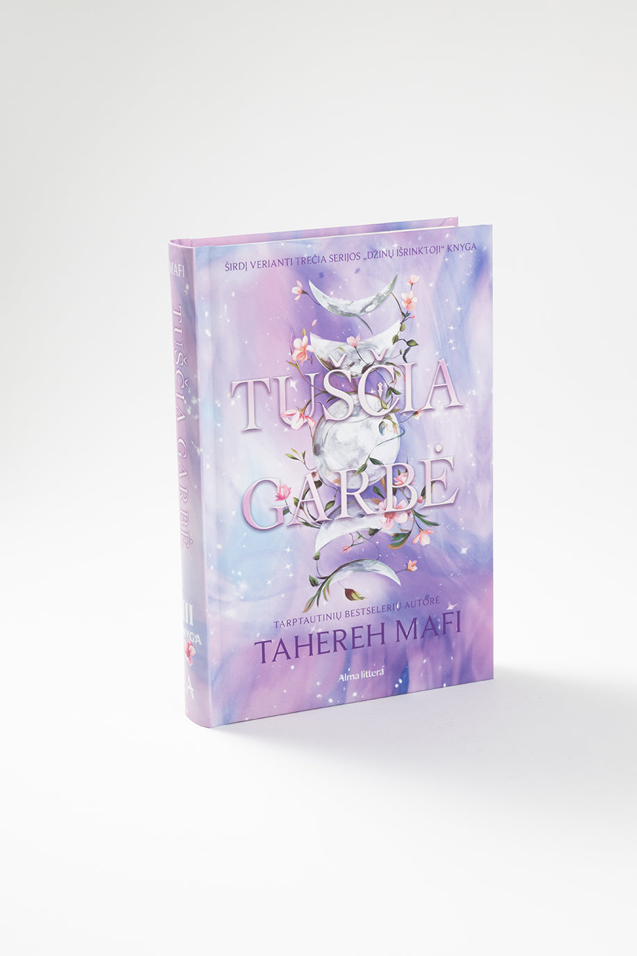 Tuščia garbė. Serijos „Džinų išrinktoji“ trečia knyga