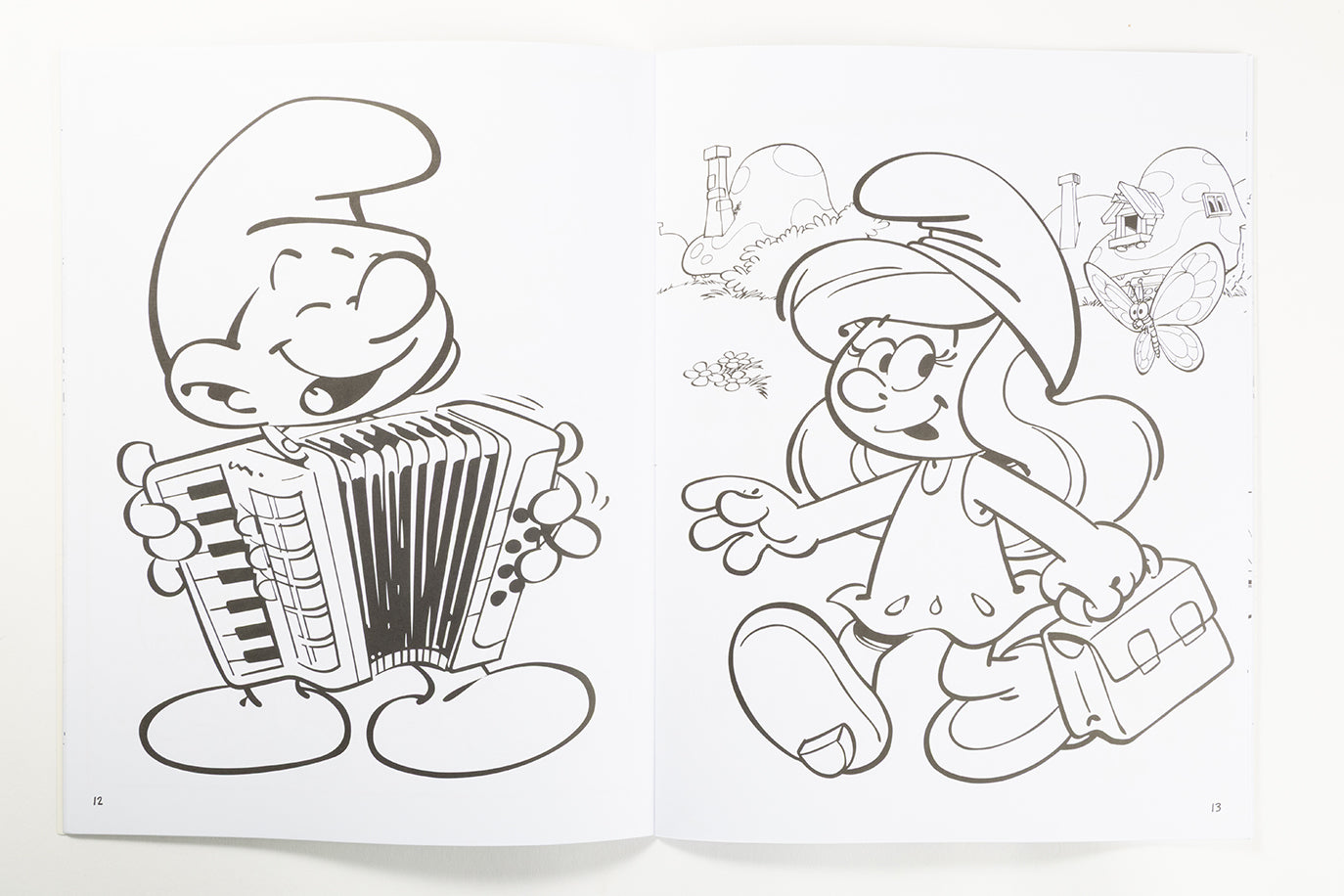 Smurfai. Spalvinimo knyga