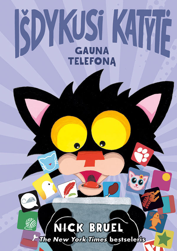 Išdykusi katytė gauna telefoną