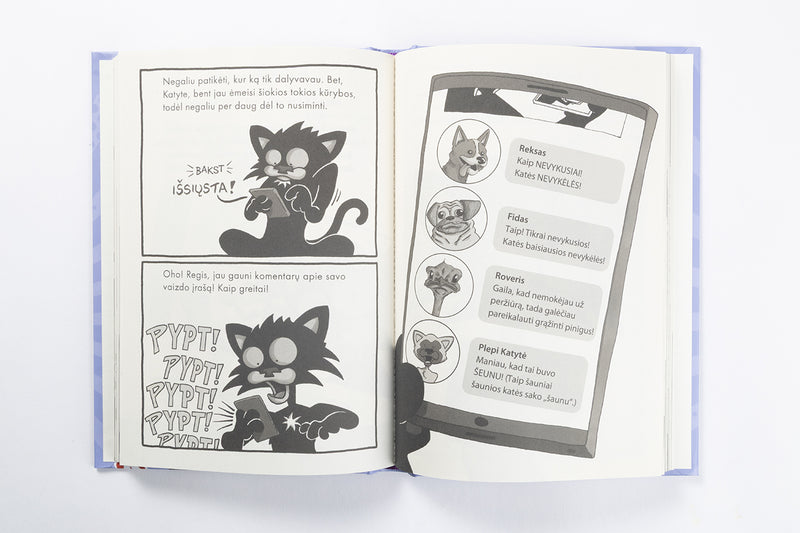 Išdykusi katytė gauna telefoną