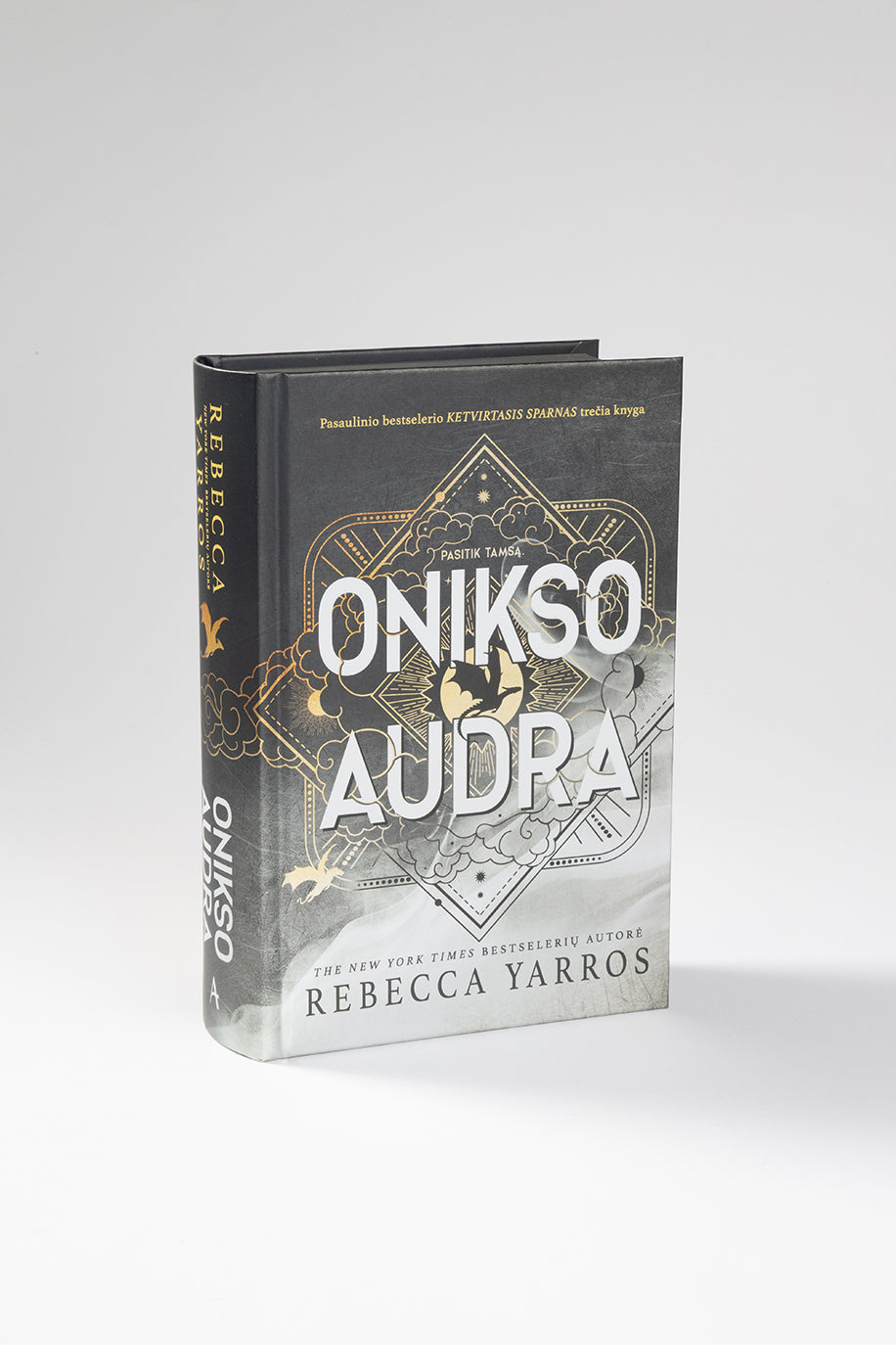 Onikso audra. „Ketvirtojo sparno“ trečioji knyga