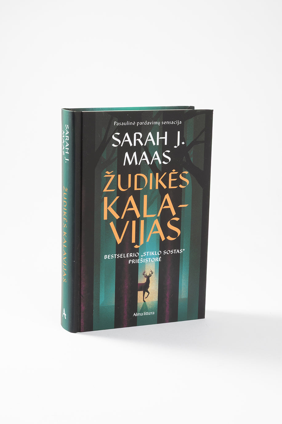 Žudikės kalavijas. Serijos „Stiklo sostas“ priešistorė